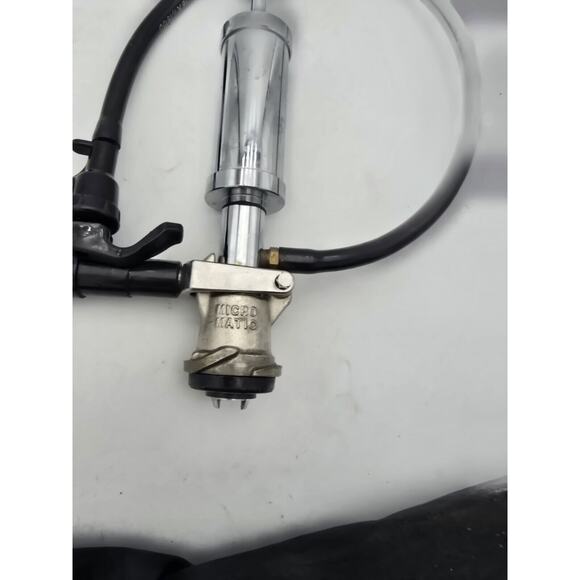 Micro Matic BEER KEG TAP 751-036 4" Party Pump with Pressure Relief Valve - Picture 5 of 8